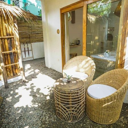 Serenity Hotel Ел Нидо Екстериор снимка