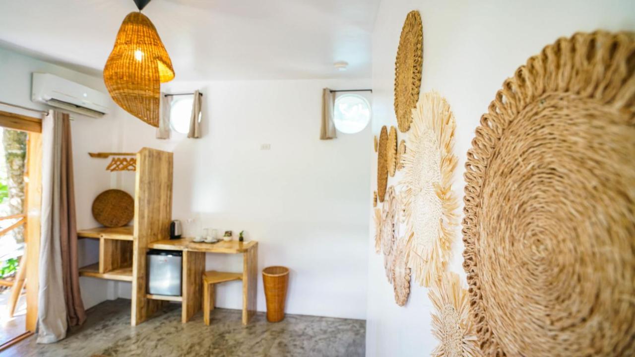 Serenity Hotel Ел Нидо Екстериор снимка