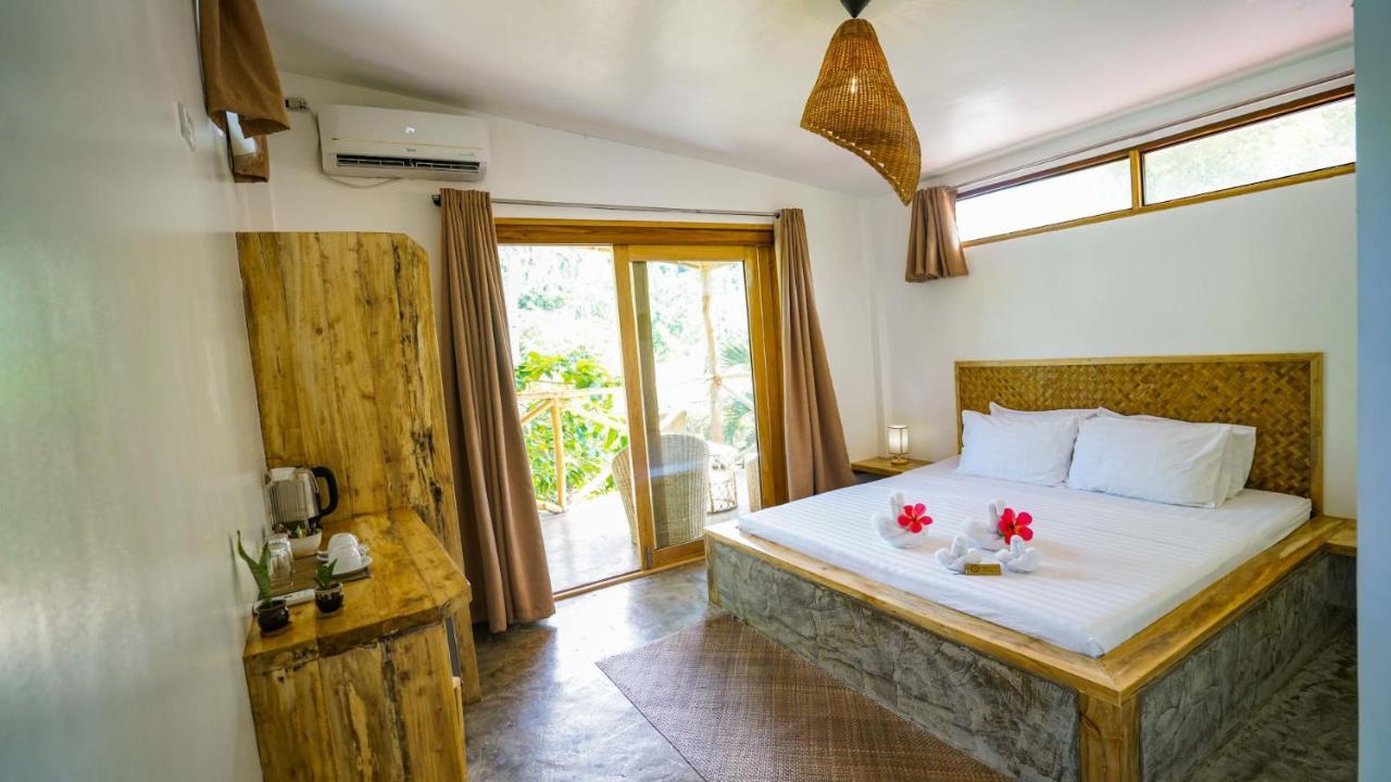 Serenity Hotel Ел Нидо Екстериор снимка