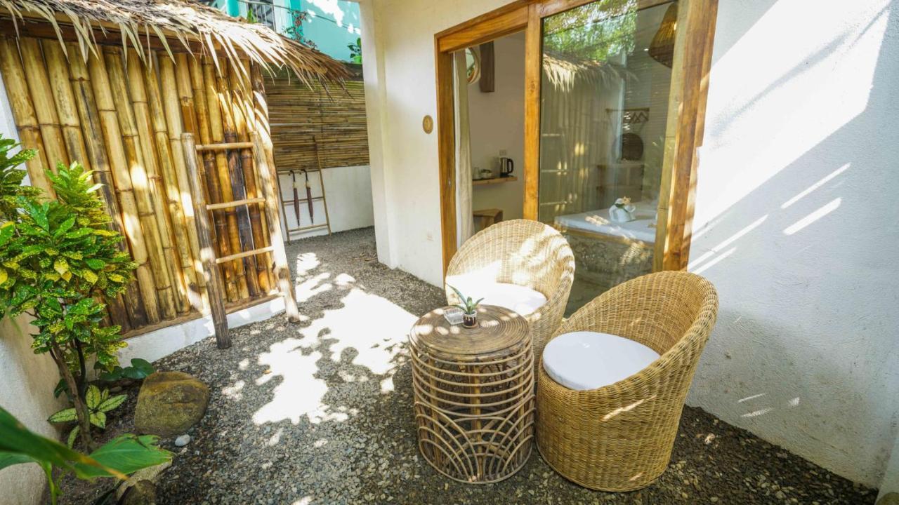 Serenity Hotel Ел Нидо Екстериор снимка