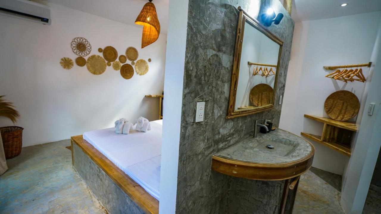 Serenity Hotel Ел Нидо Екстериор снимка