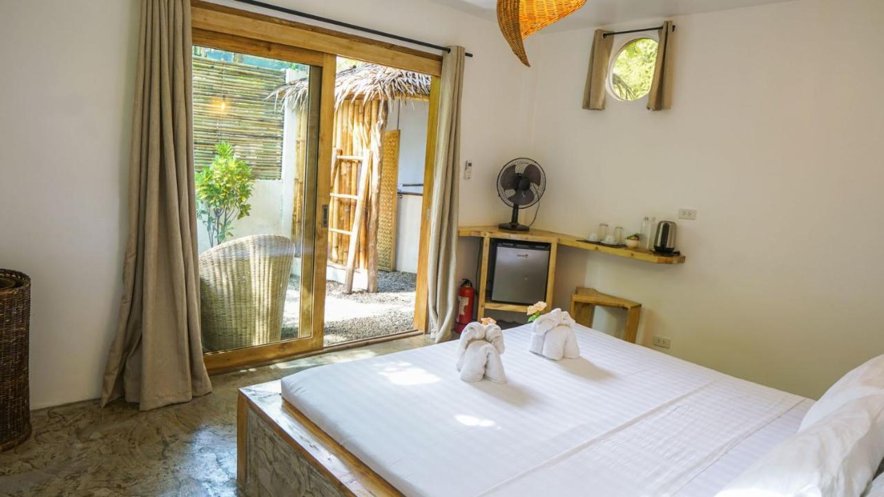 Serenity Hotel Ел Нидо Екстериор снимка