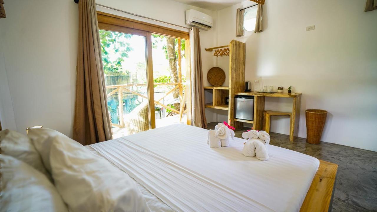 Serenity Hotel Ел Нидо Екстериор снимка